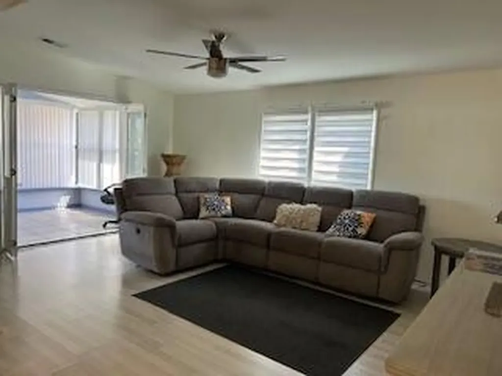 5343 NW 4th Terrace Deerfield Beach FL 33064