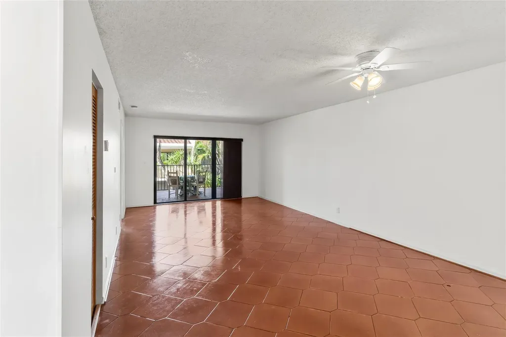 241 SE 11th Avenue Pompano Beach FL 33060