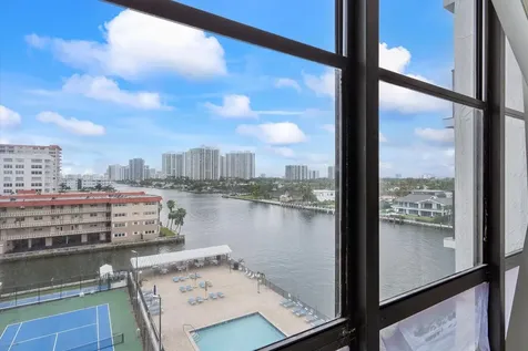 2017 S Ocean Drive Hallandale Beach FL 33009