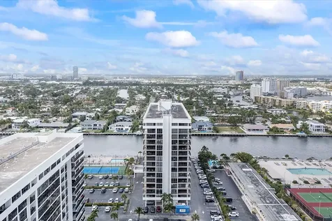2017 S Ocean Drive Hallandale Beach FL 33009