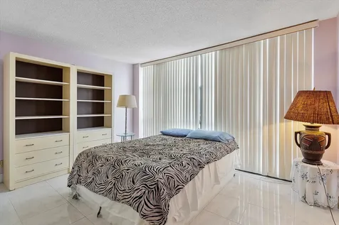 2017 S Ocean Drive Hallandale Beach FL 33009