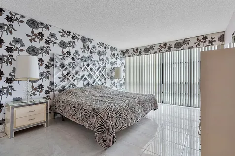 2017 S Ocean Drive Hallandale Beach FL 33009