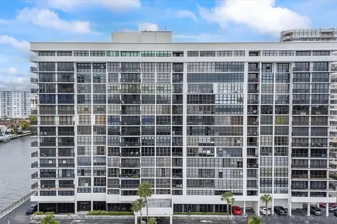 2017 S Ocean Drive Hallandale Beach FL 33009