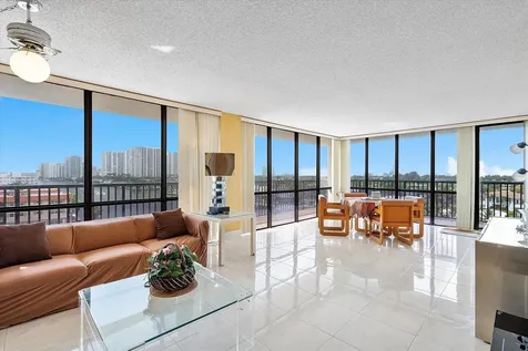 2017 S Ocean Drive Hallandale Beach FL 33009