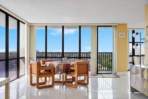 2017 S Ocean Drive Hallandale Beach FL 33009