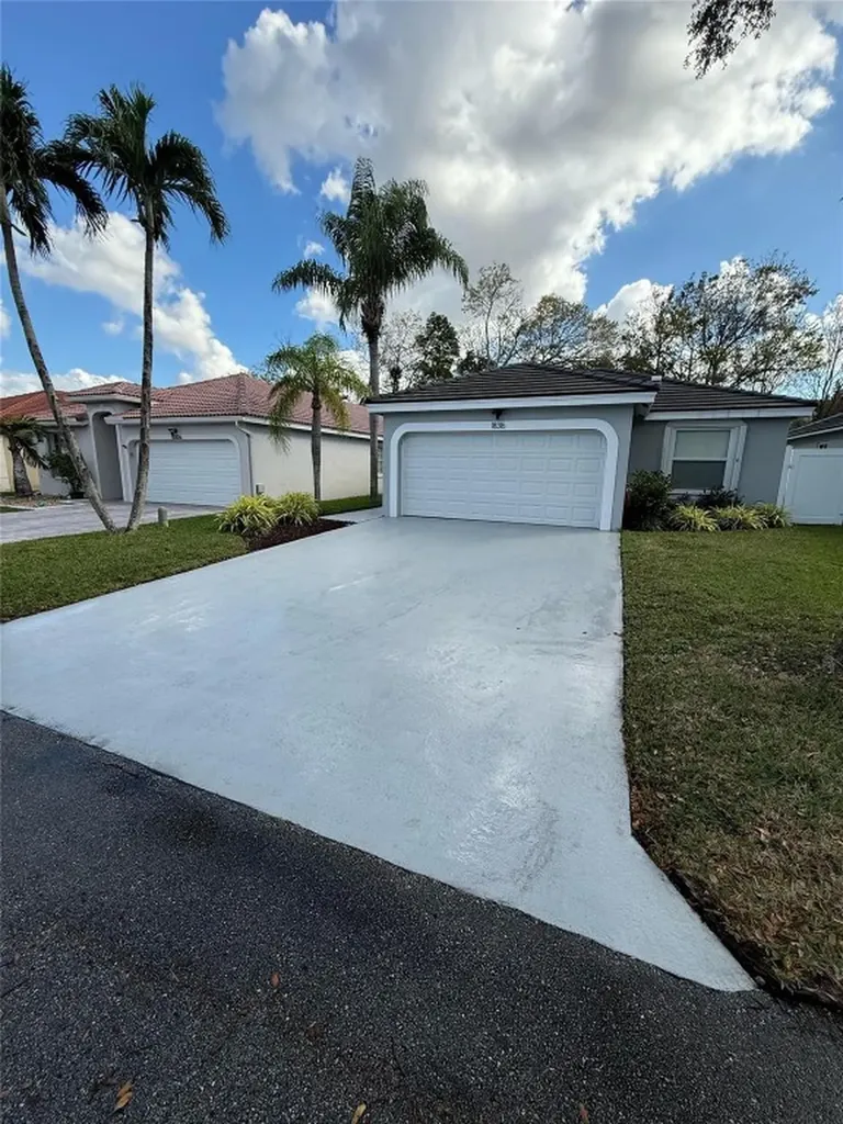 18316 NW 6th Street Pembroke Pines FL 33029