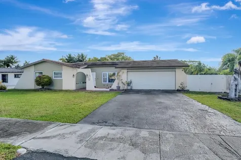 2621 SW 98th Avenue Miami FL 33165