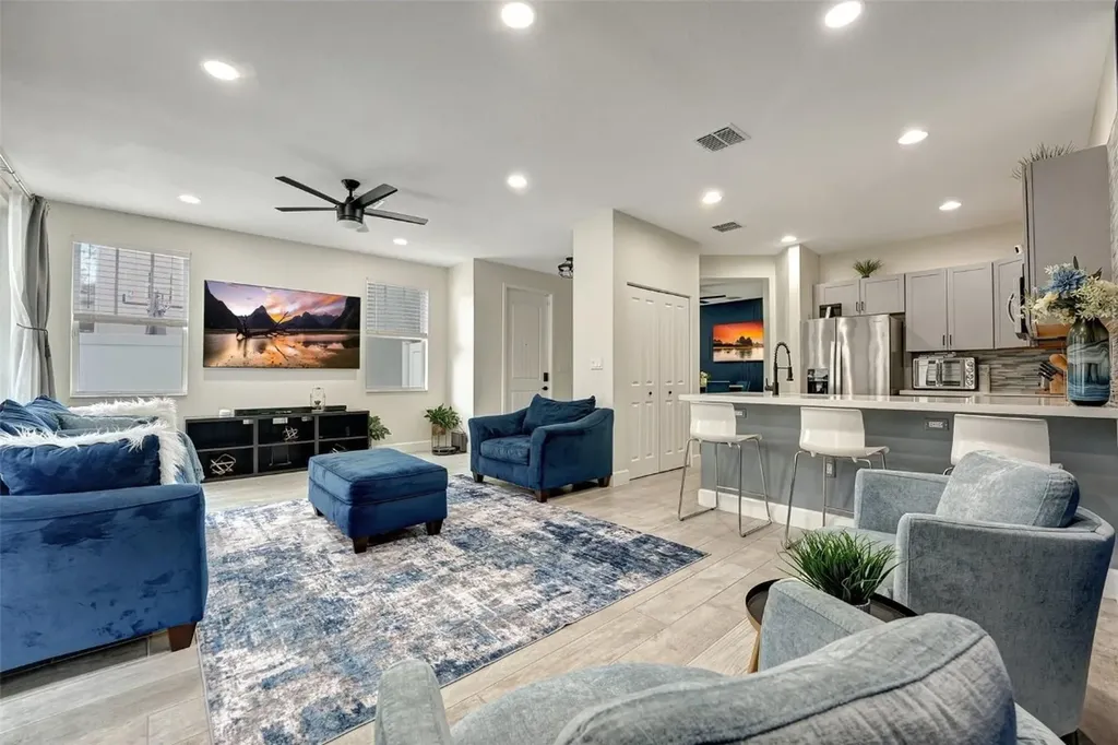 4927 NW 48th Terrace Tamarac FL 33319