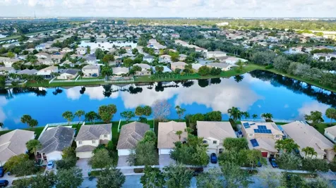 4558 SW 125th Lane Miramar FL 33027
