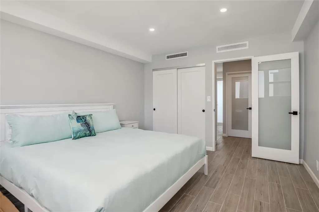 1900 S Ocean Drive Fort Lauderdale FL 33316