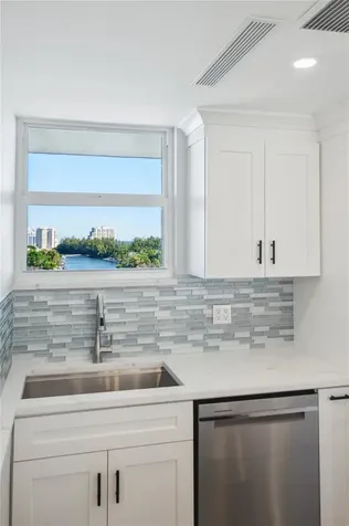 1900 S Ocean Drive Fort Lauderdale FL 33316