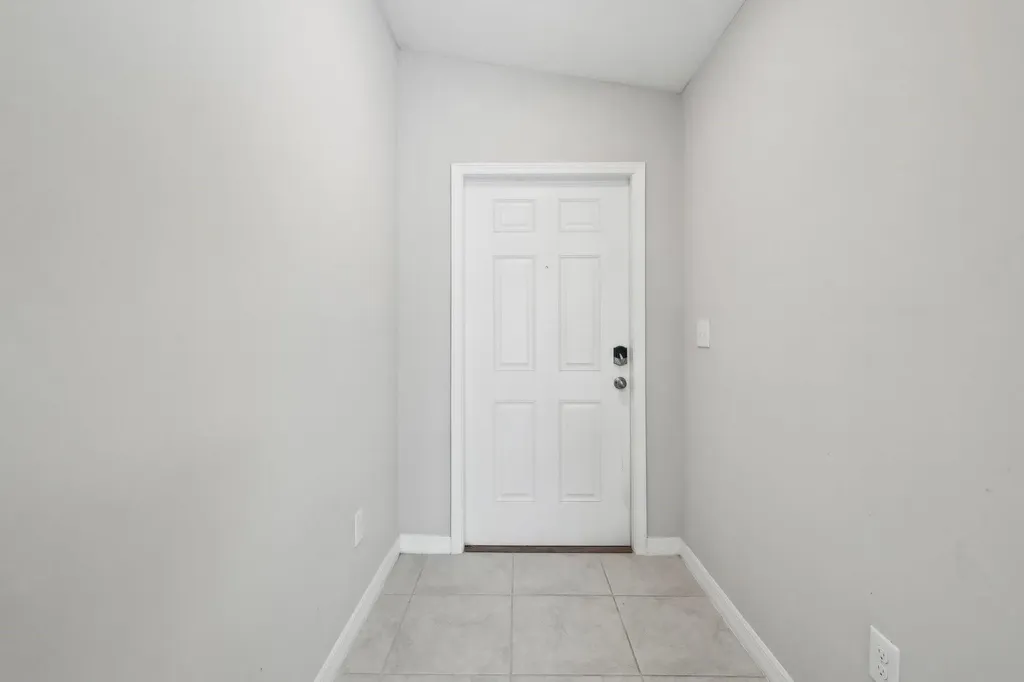 16621 Sunburst Lake Street Wimauma FL 33598
