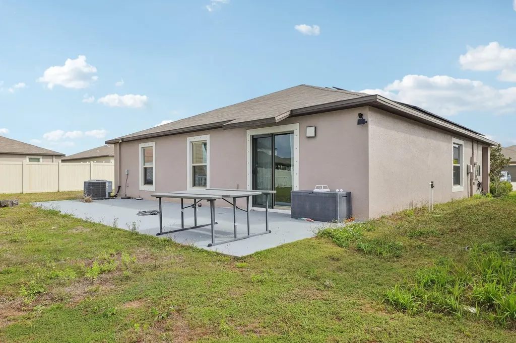 16621 Sunburst Lake Street Wimauma FL 33598