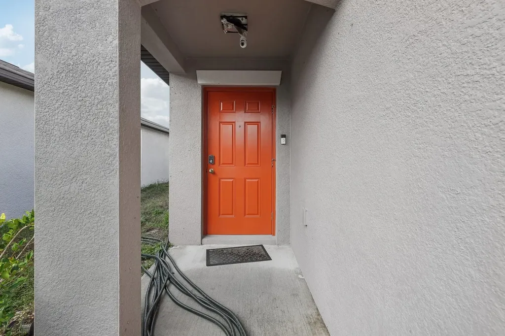 16621 Sunburst Lake Street Wimauma FL 33598