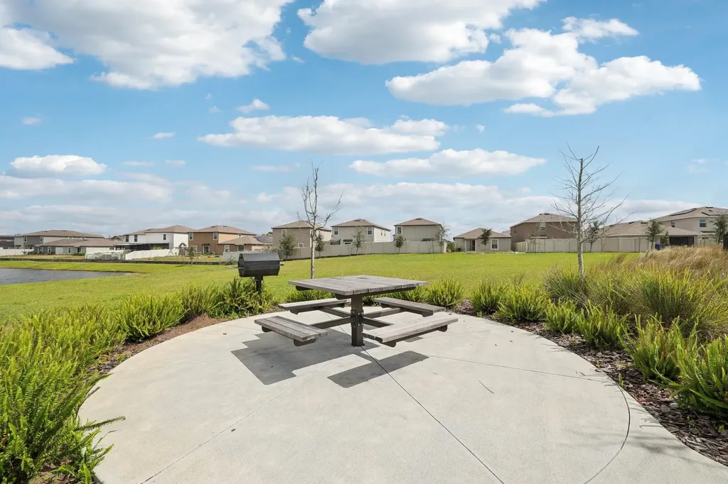 16621 Sunburst Lake Street Wimauma FL 33598