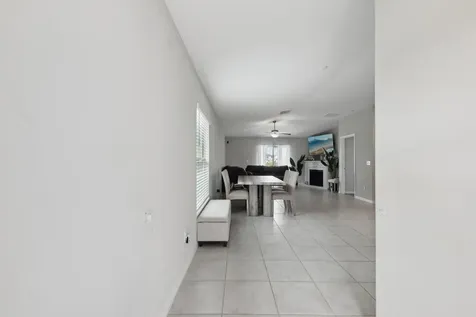 16621 Sunburst Lake Street Wimauma FL 33598