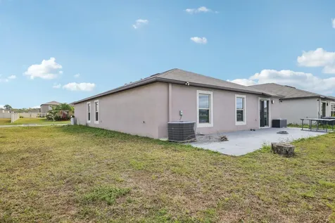 16621 Sunburst Lake Street Wimauma FL 33598