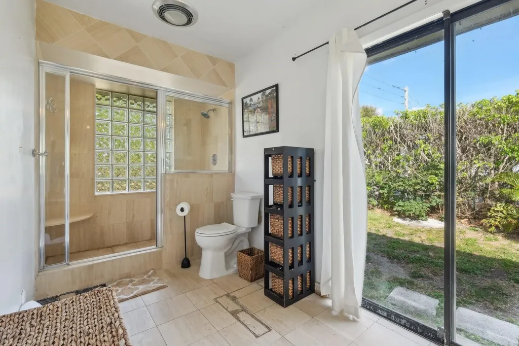 3820 NE 29th Avenue Lighthouse Point FL 33064