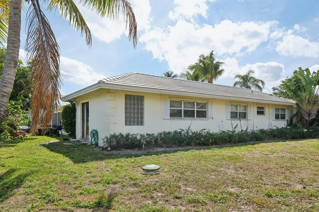 3820 NE 29th Avenue Lighthouse Point FL 33064