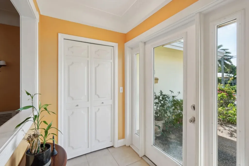 3820 NE 29th Avenue Lighthouse Point FL 33064