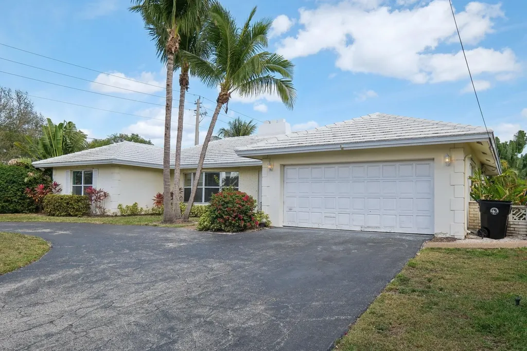 3820 NE 29th Avenue Lighthouse Point FL 33064