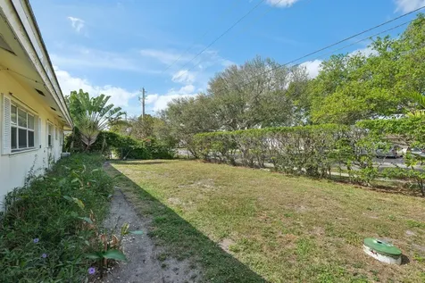 3820 NE 29th Avenue Lighthouse Point FL 33064