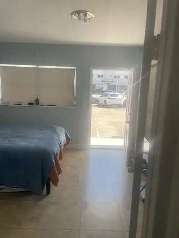 Hallandale Beach FL 33009