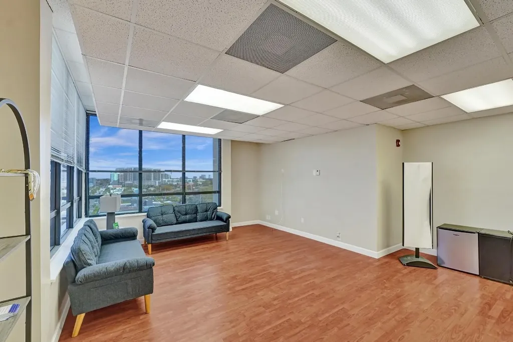2450 Hollywood Boulevard Hollywood FL 33020