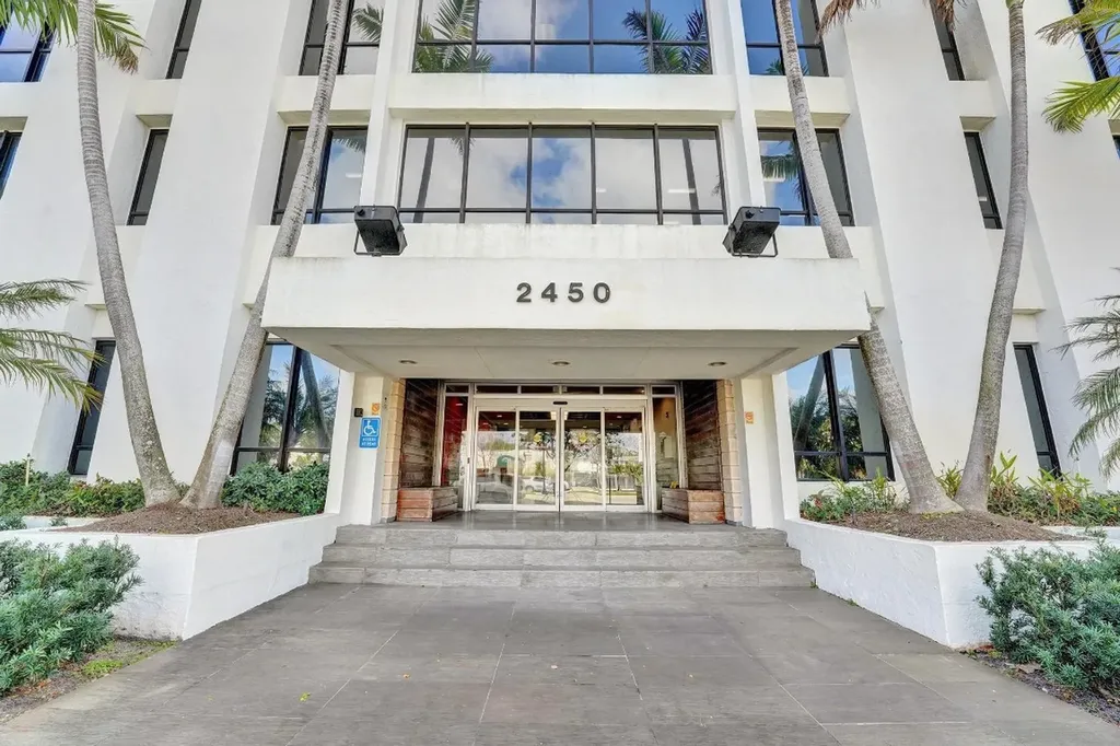 2450 Hollywood Boulevard Hollywood FL 33020
