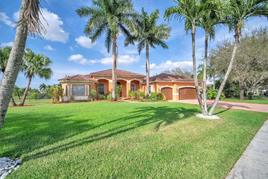 13785 SW 40th Street Davie FL 33330