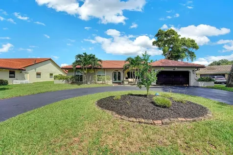 10885 SW 1st Court Coral Springs FL 33071