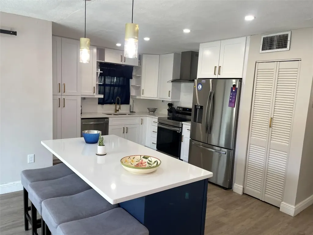 4000 Del Rio Way Sunrise FL 33351