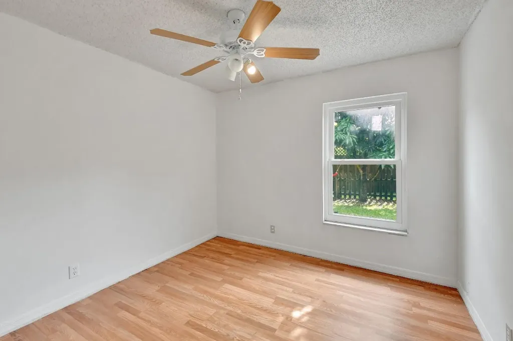 5105 Arbor Glen Circle Lake Worth FL 33463