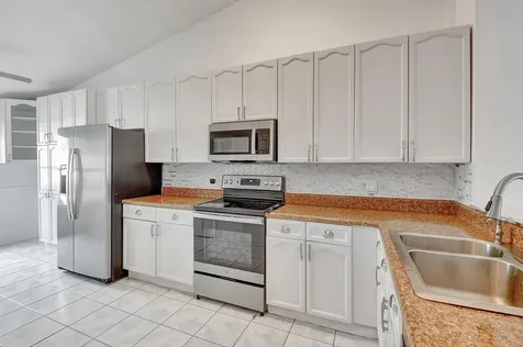 5105 Arbor Glen Circle Lake Worth FL 33463