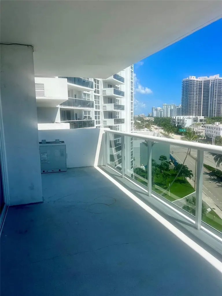 2841 N Ocean Boulevard Fort Lauderdale FL 33308