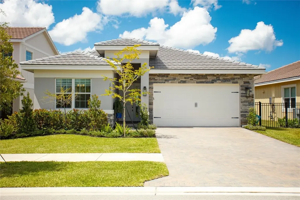 17223 Tawny Owl Trail Loxahatchee FL 33470