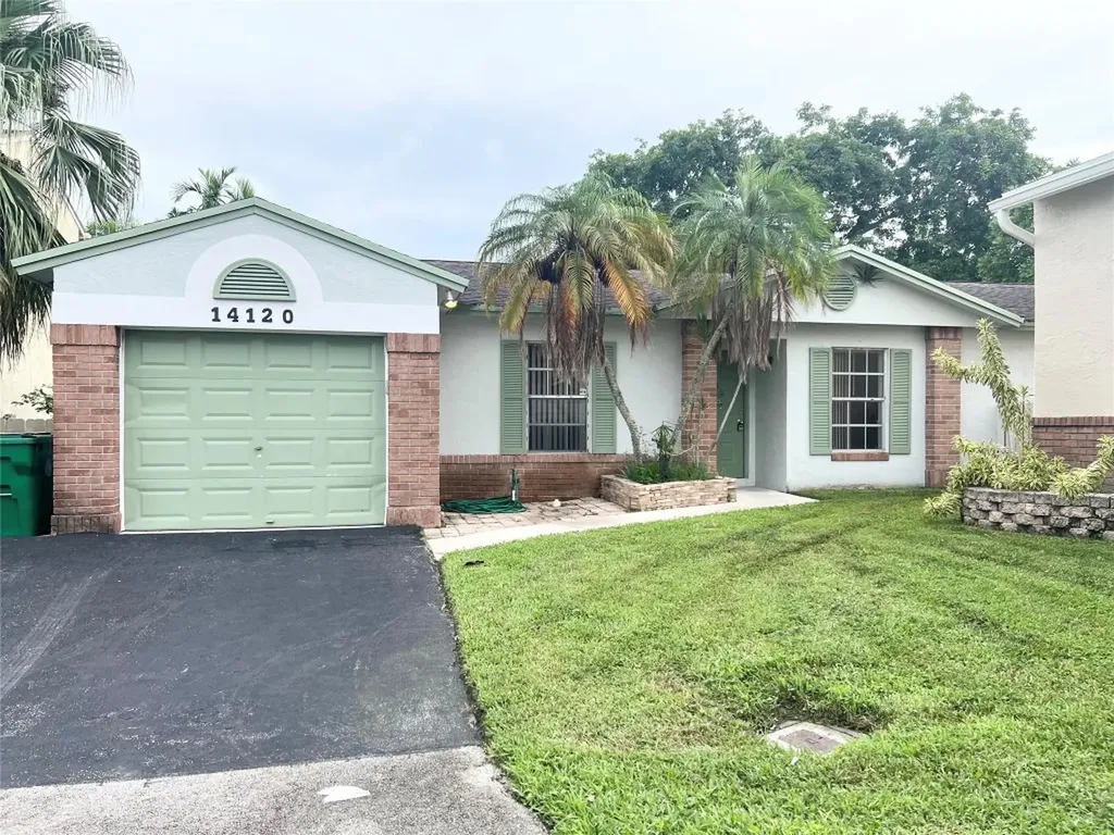 14120 Langley Place Davie FL 33325