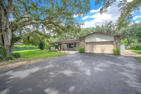 11001 SW 51st Street Davie FL 33328