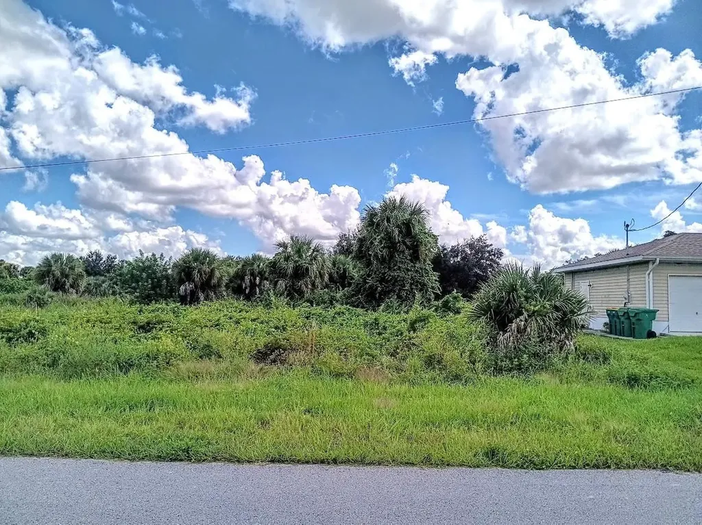 100 Flanders Street Port Charlotte FL 33954