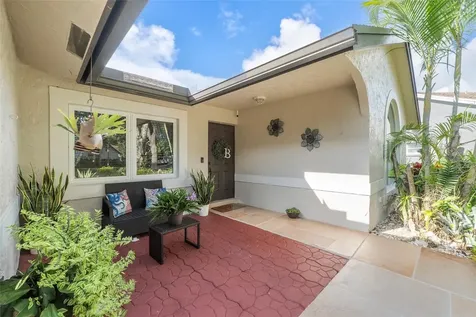 6675 NW 42nd Terrace Coconut Creek FL 33073