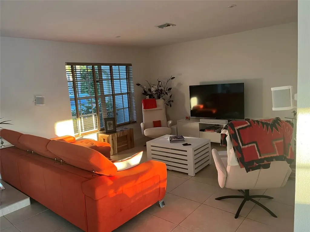 380 SE 12th Avenue Pompano Beach FL 33060