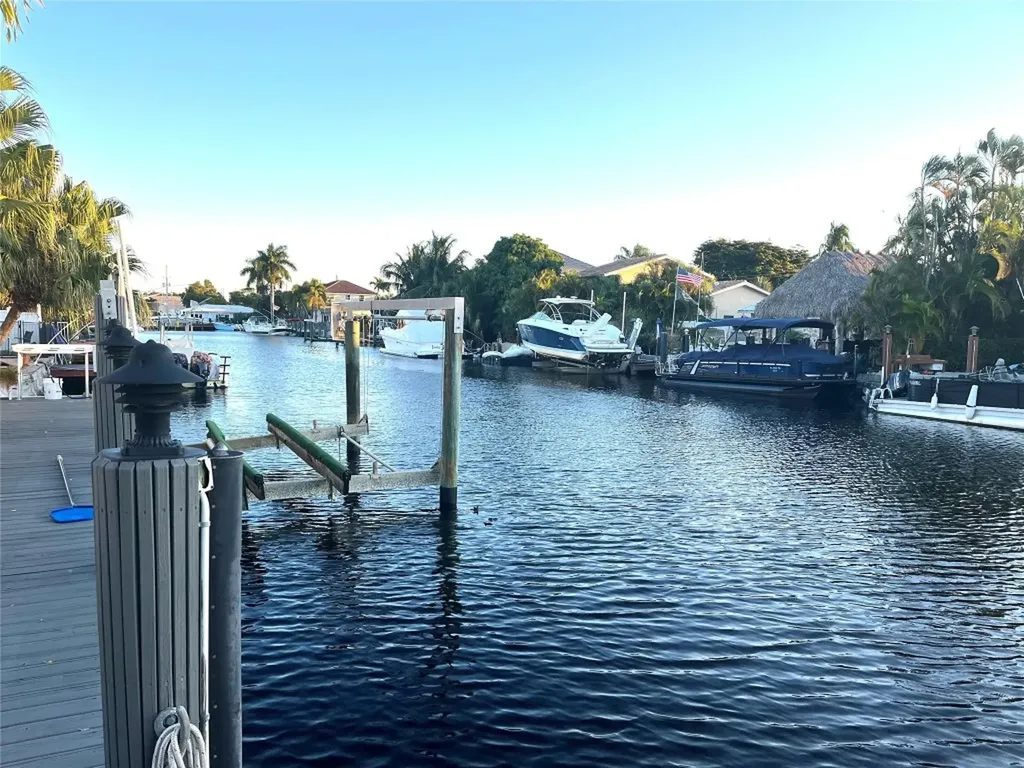 380 SE 12th Avenue Pompano Beach FL 33060