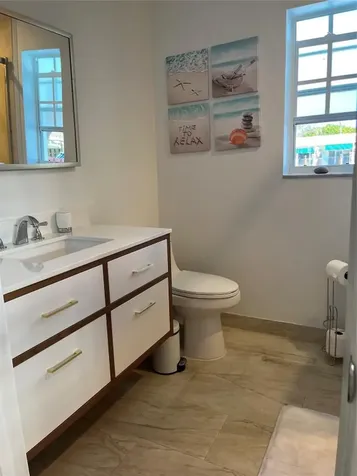 380 SE 12th Avenue Pompano Beach FL 33060