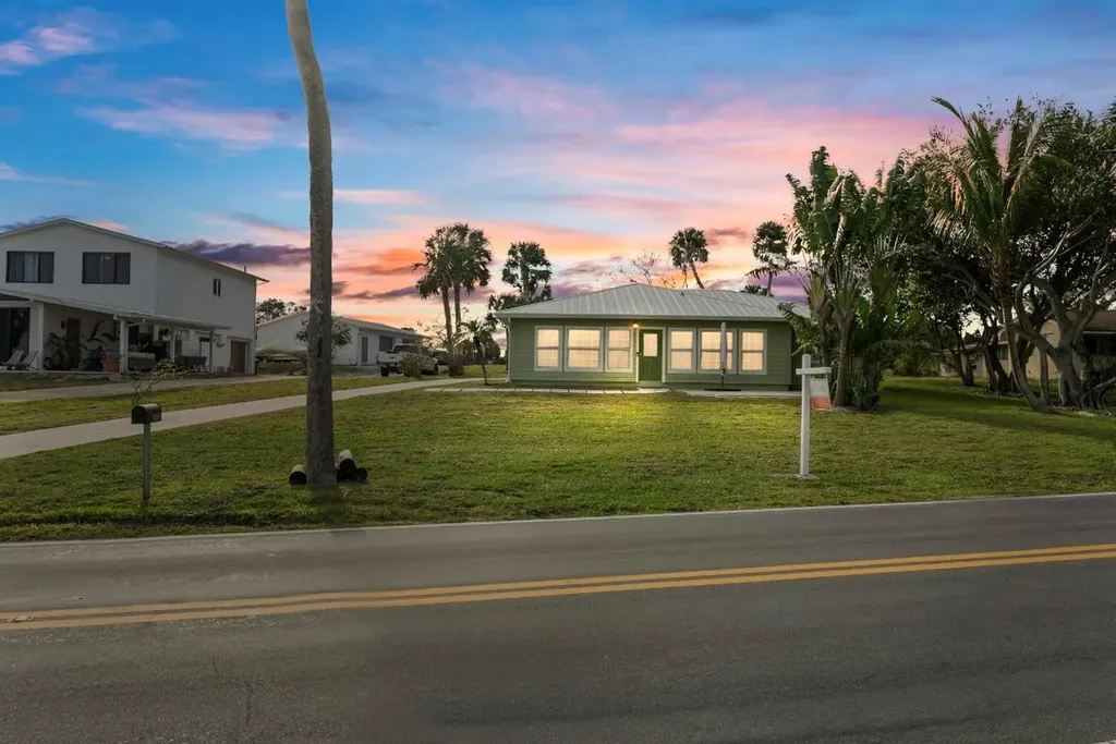 8307 S Indian River Drive Fort Pierce FL 34982