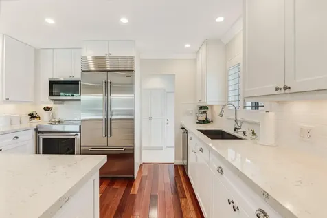 2140 NE 24th Street Wilton Manors FL 33305