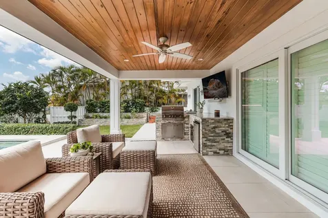 2140 NE 24th Street Wilton Manors FL 33305