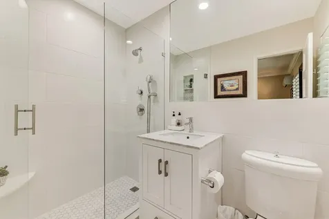 2140 NE 24th Street Wilton Manors FL 33305