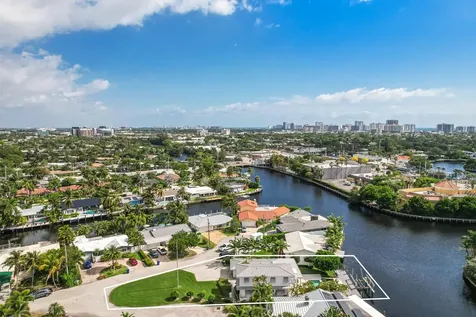 2140 NE 24th Street Wilton Manors FL 33305