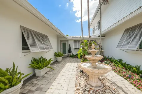 2140 NE 24th Street Wilton Manors FL 33305