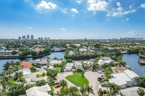 2140 NE 24th Street Wilton Manors FL 33305